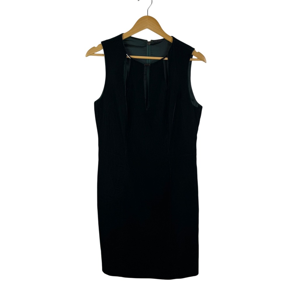 Elie Tahari Green Velvet Sheath Dress Size 8 Holiday Party Christmas Cocktail